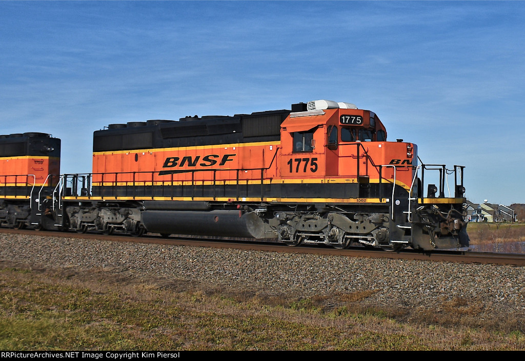 BNSF 1775